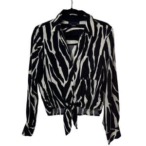 Sanctuary Girlfried Tie Front Botton-UP Shirt Size Medium